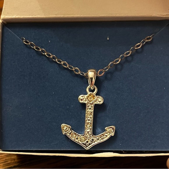 New In Box. 2005 Avon Silver Anchor
Necklace With 28" Chain - Picture 2 of 10